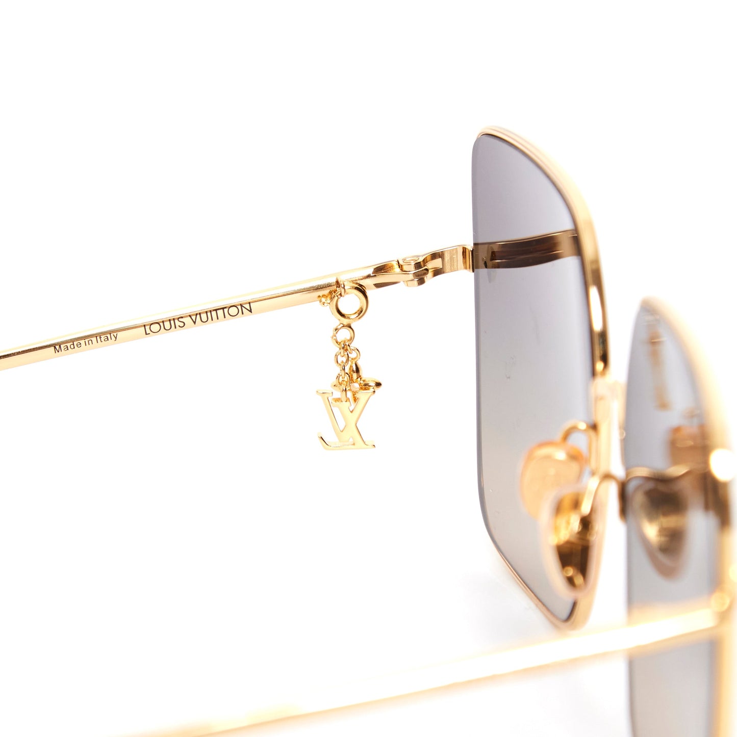 LOUIS VUITTON LV Charm Square Sunglasses