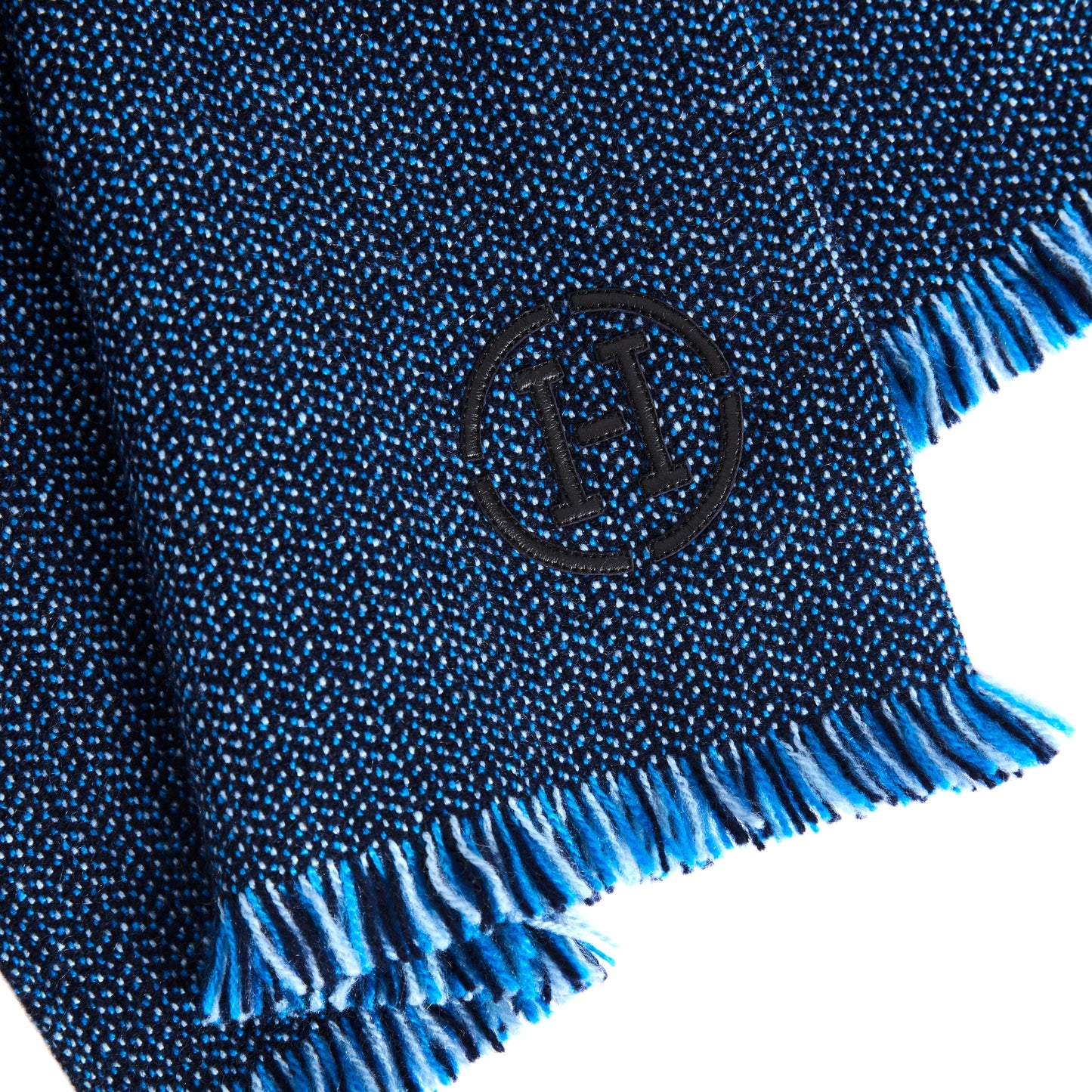 HERMÈS Reversible Herringbone Wool and Cashmere Scarf – Blue/Black