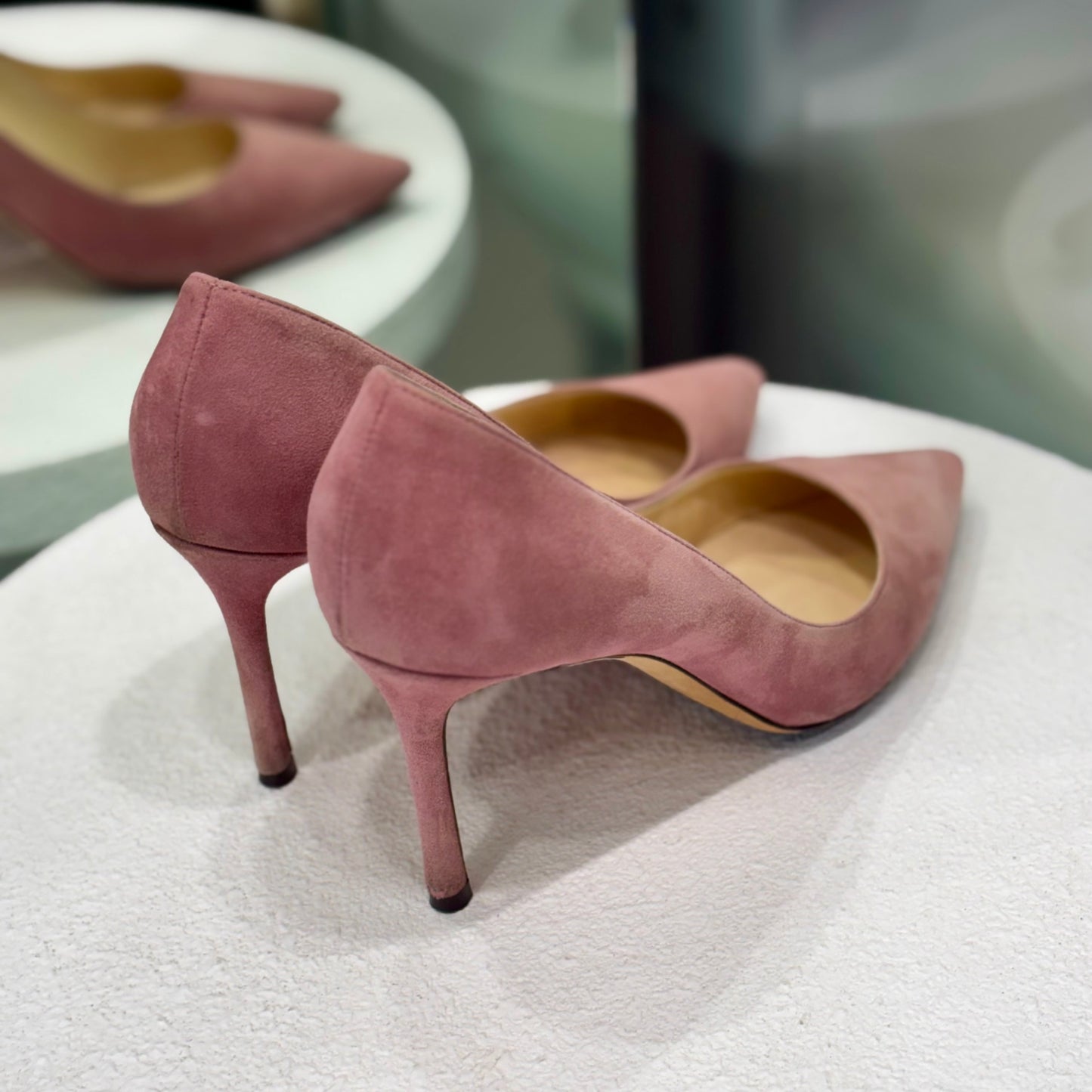 JIMMY CHOO Pink suede heels size 38