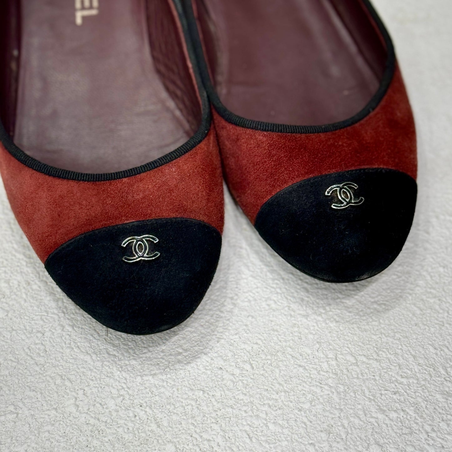 CHANEL Burgundy Suede Ballet Flats Size 39