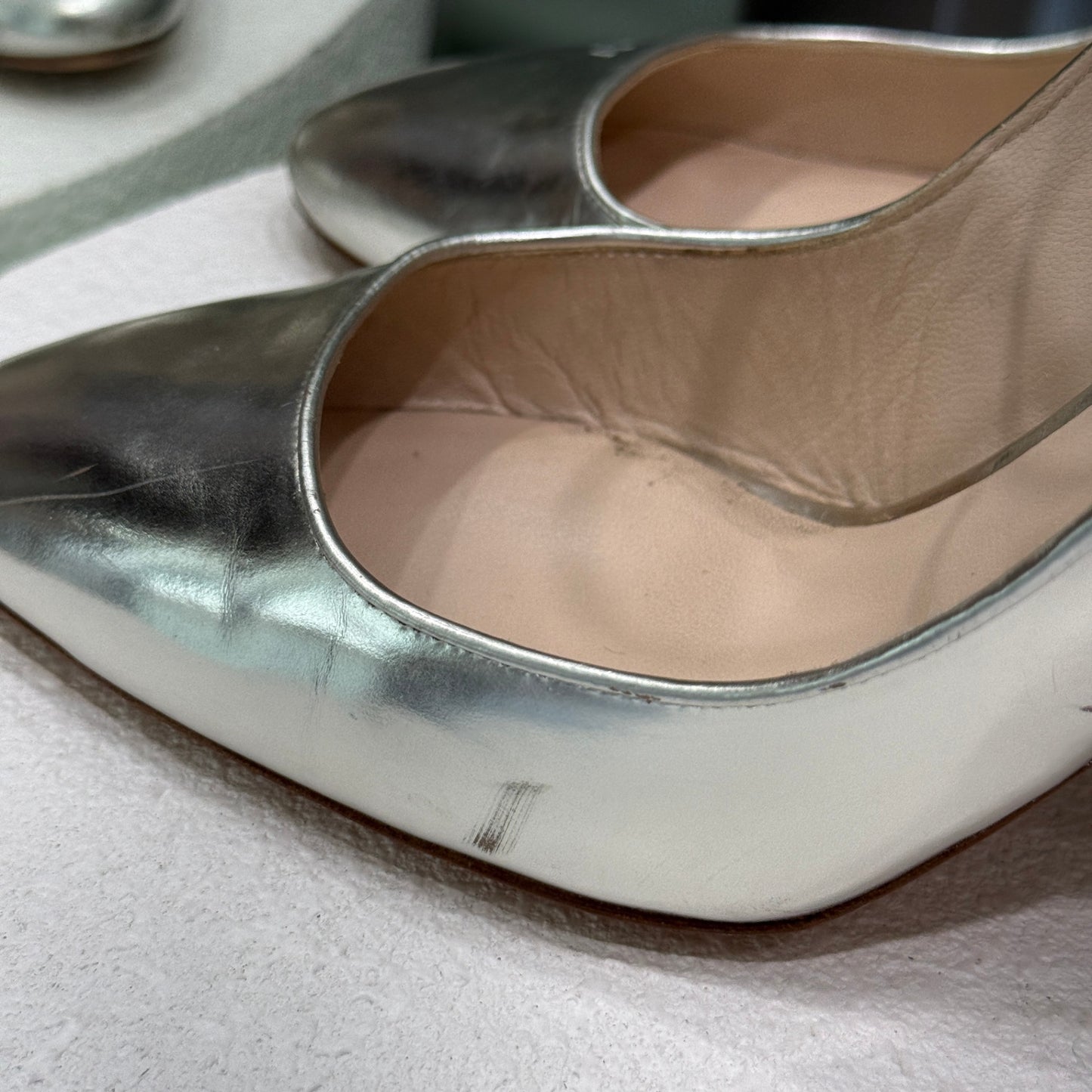 CHLOE Silver Heels Size 38