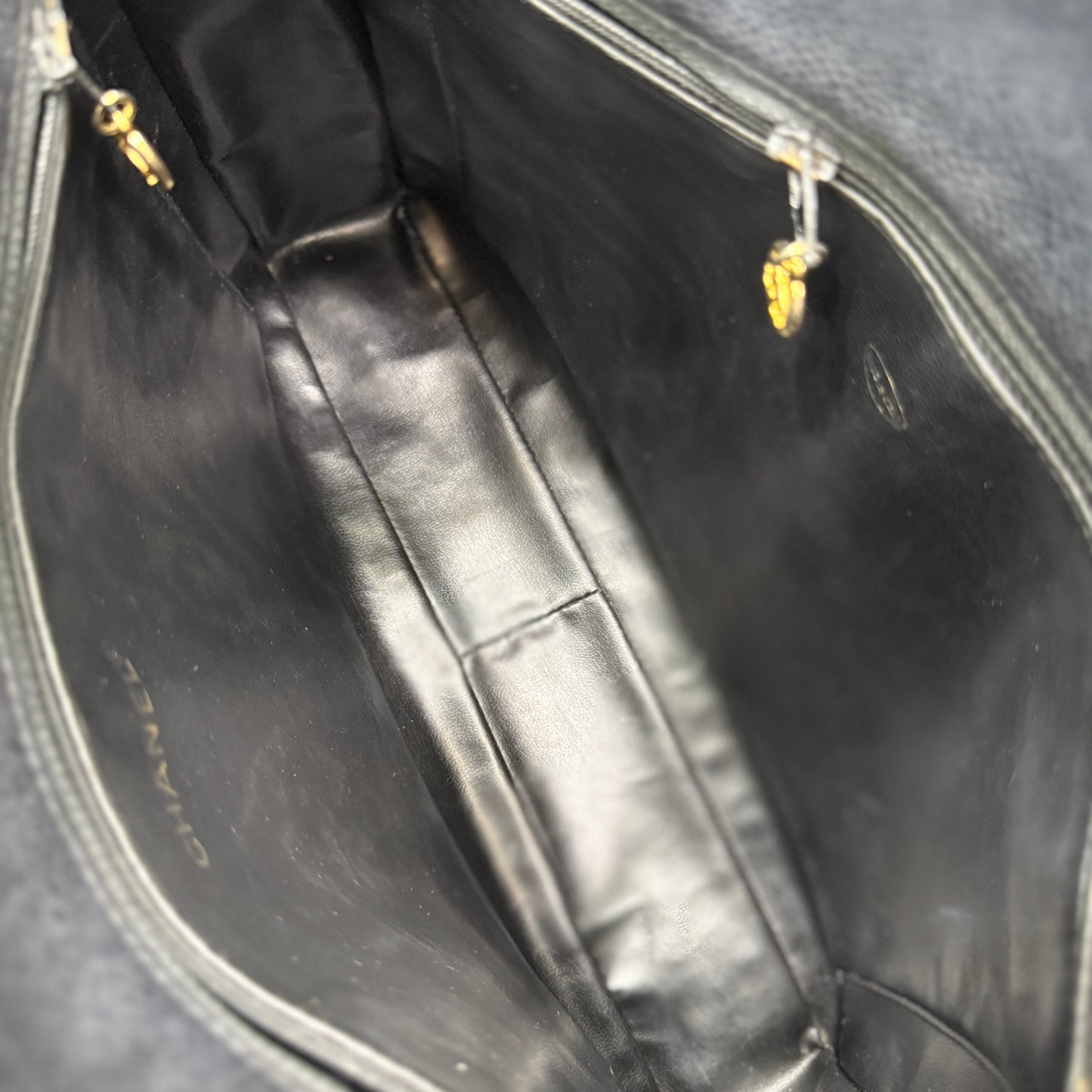 CHANEL Vintage Caviar Tote