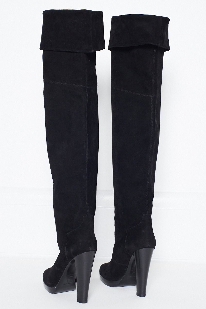 Hermès over-the-knee-high Black Suede Boots