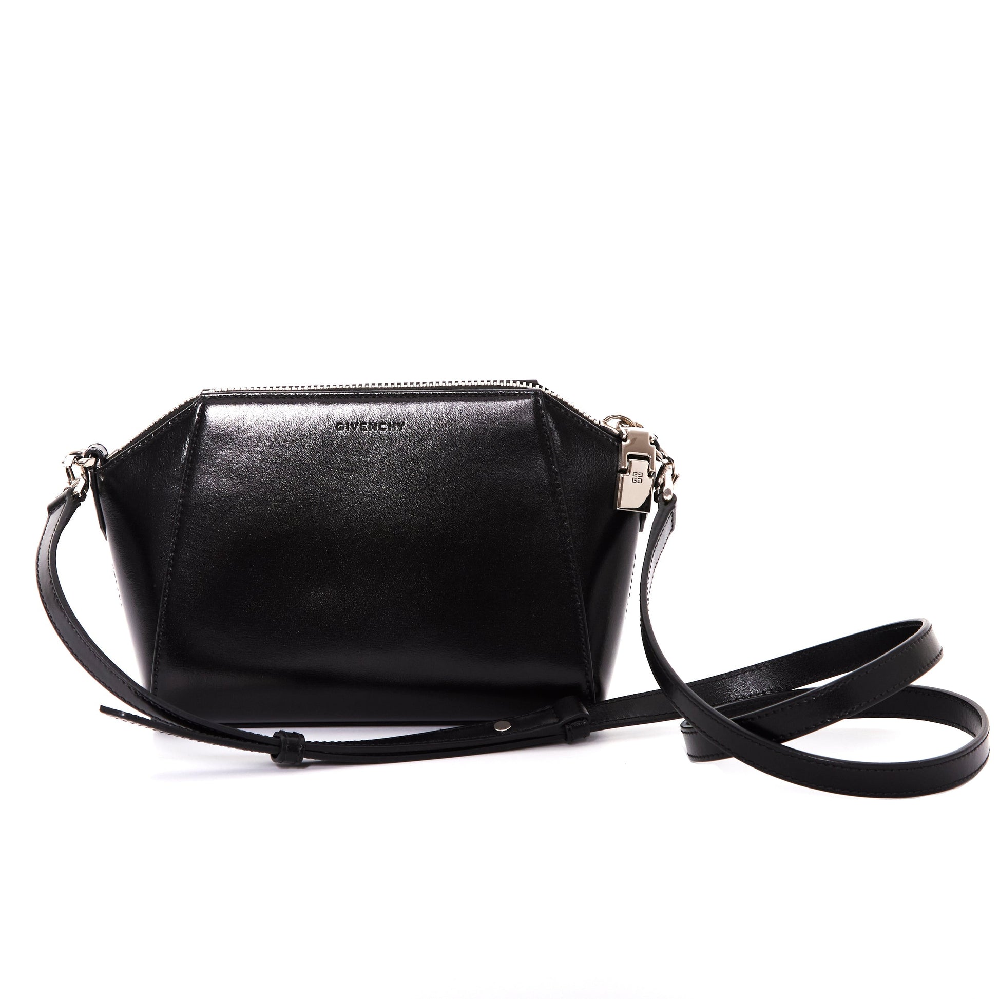 GIVENCHY Box Calfskin XS Antigona Black