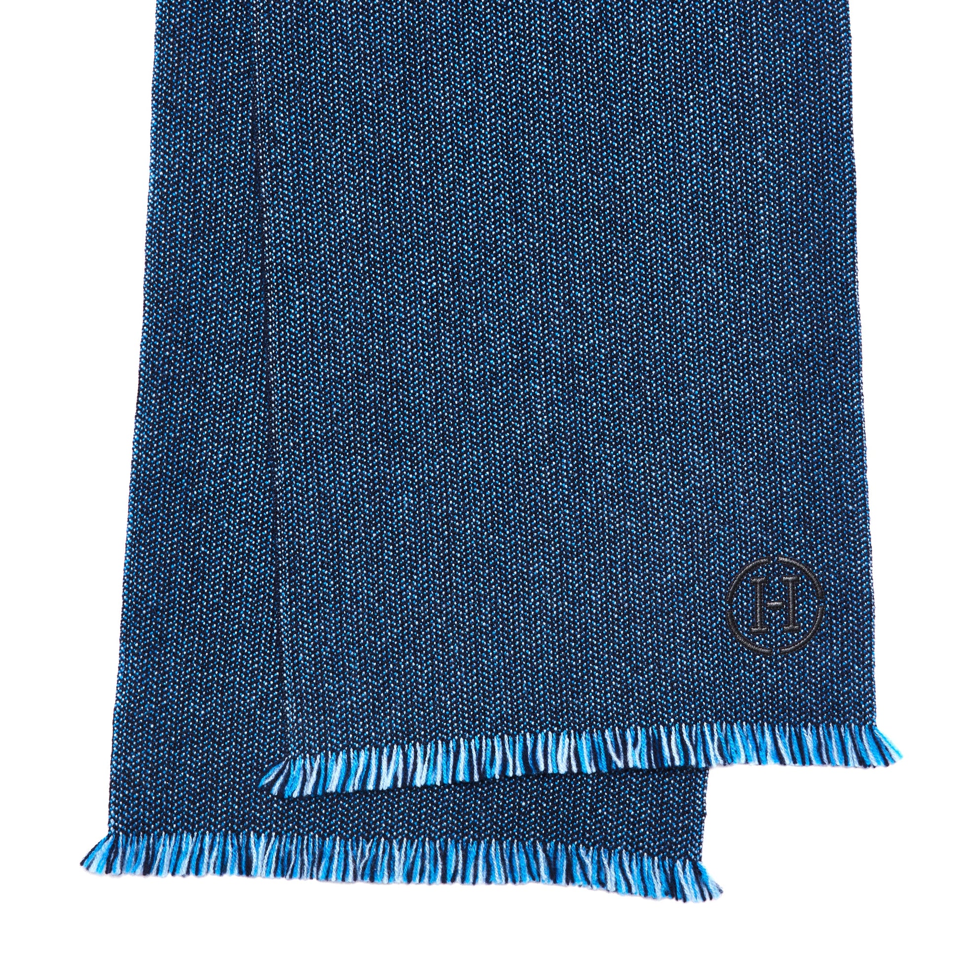 HERMÈS Reversible Herringbone Wool and Cashmere Scarf – Blue/Black