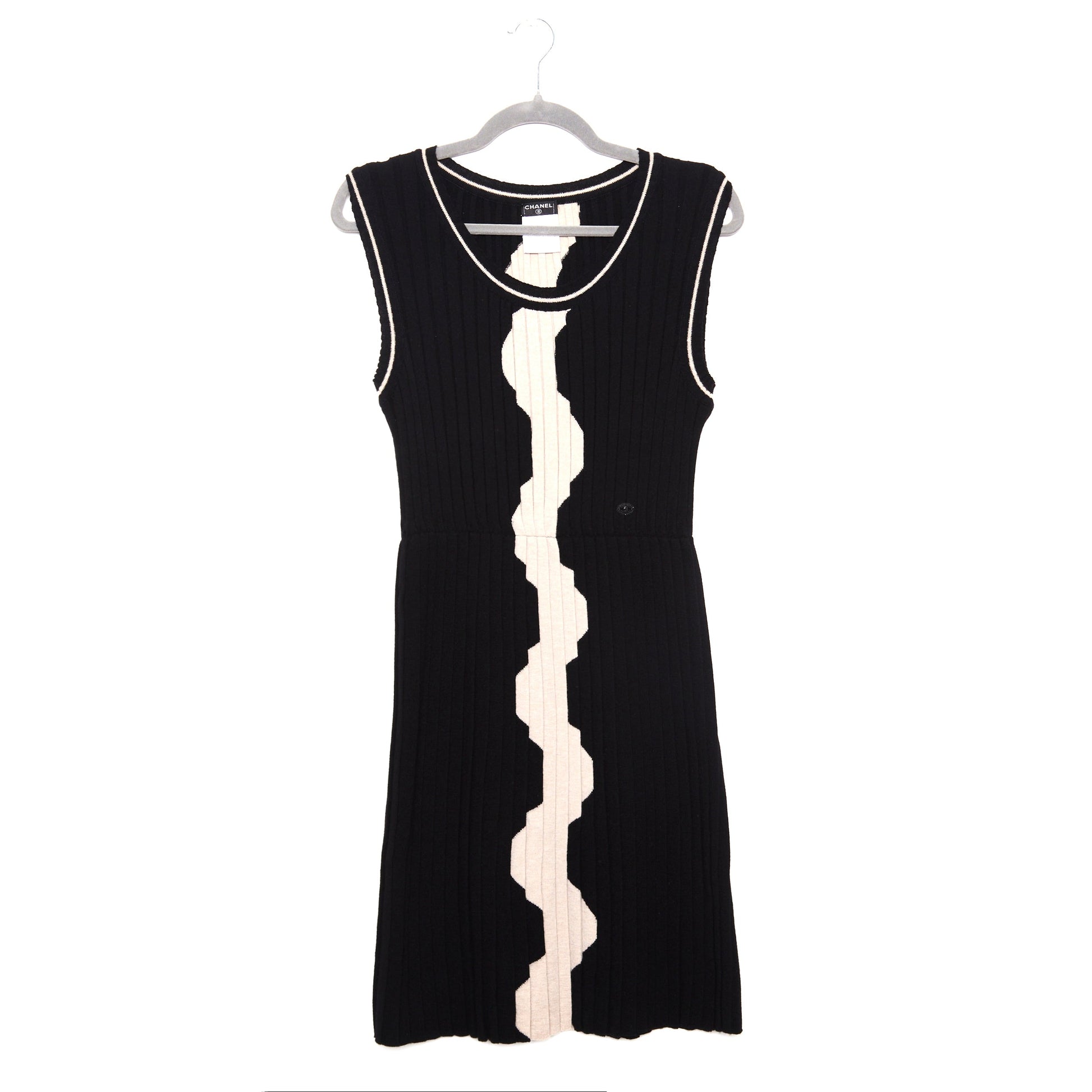 CHANEL Black and White Knit Dress 36