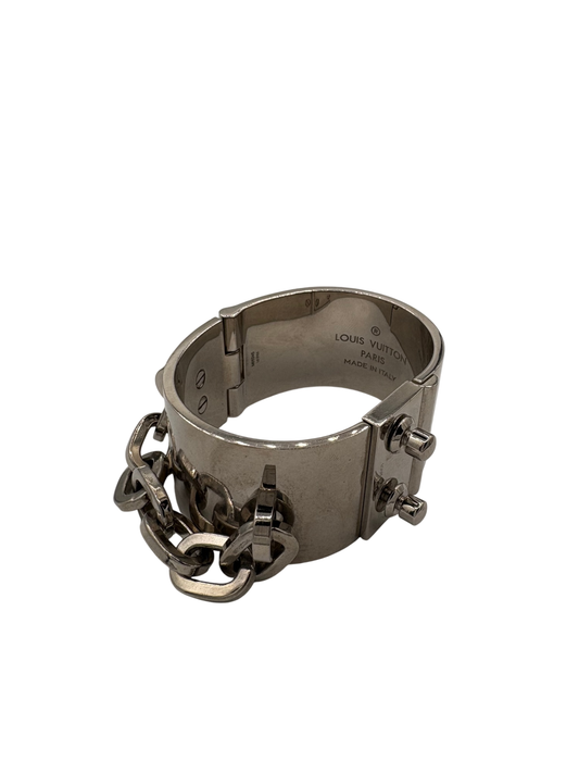 LOUIS VUITTON Silver Cuff with chain