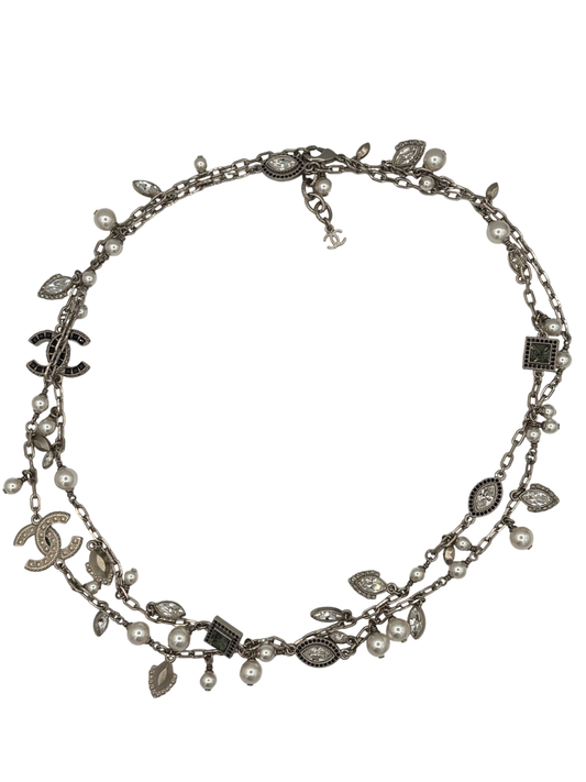 CHANEL CC 2015 Long Pearl & Crystal Necklace