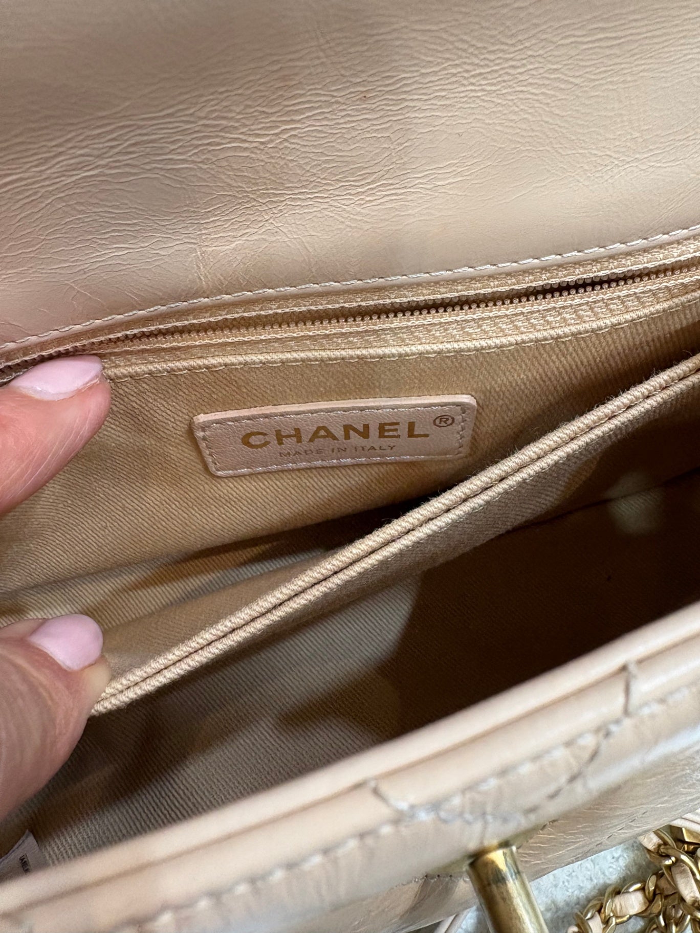 CHANEL Beige Coco handle flap bag