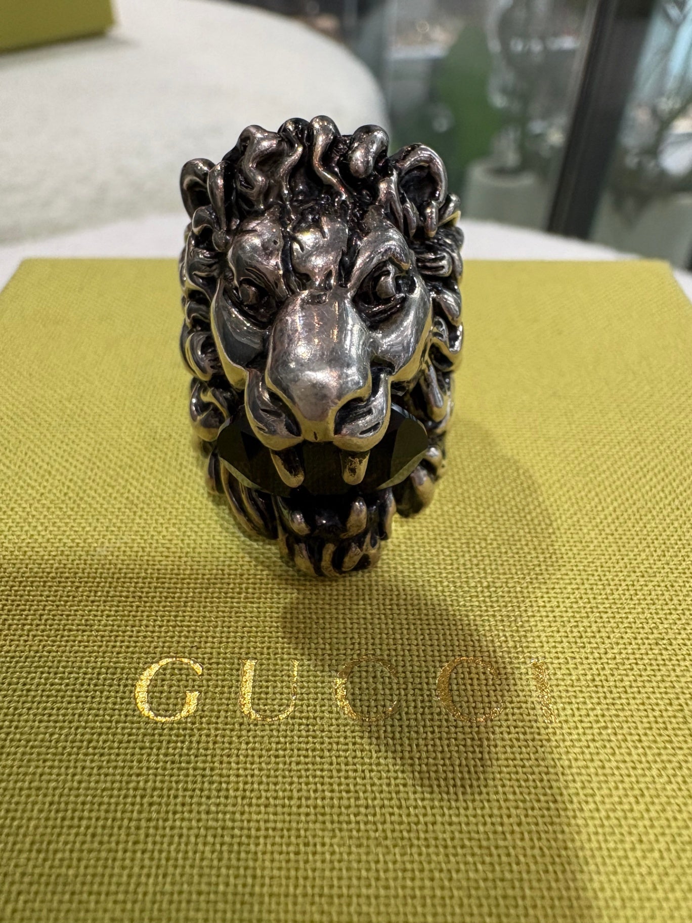 Gucci Lion Head Ring with Onyx