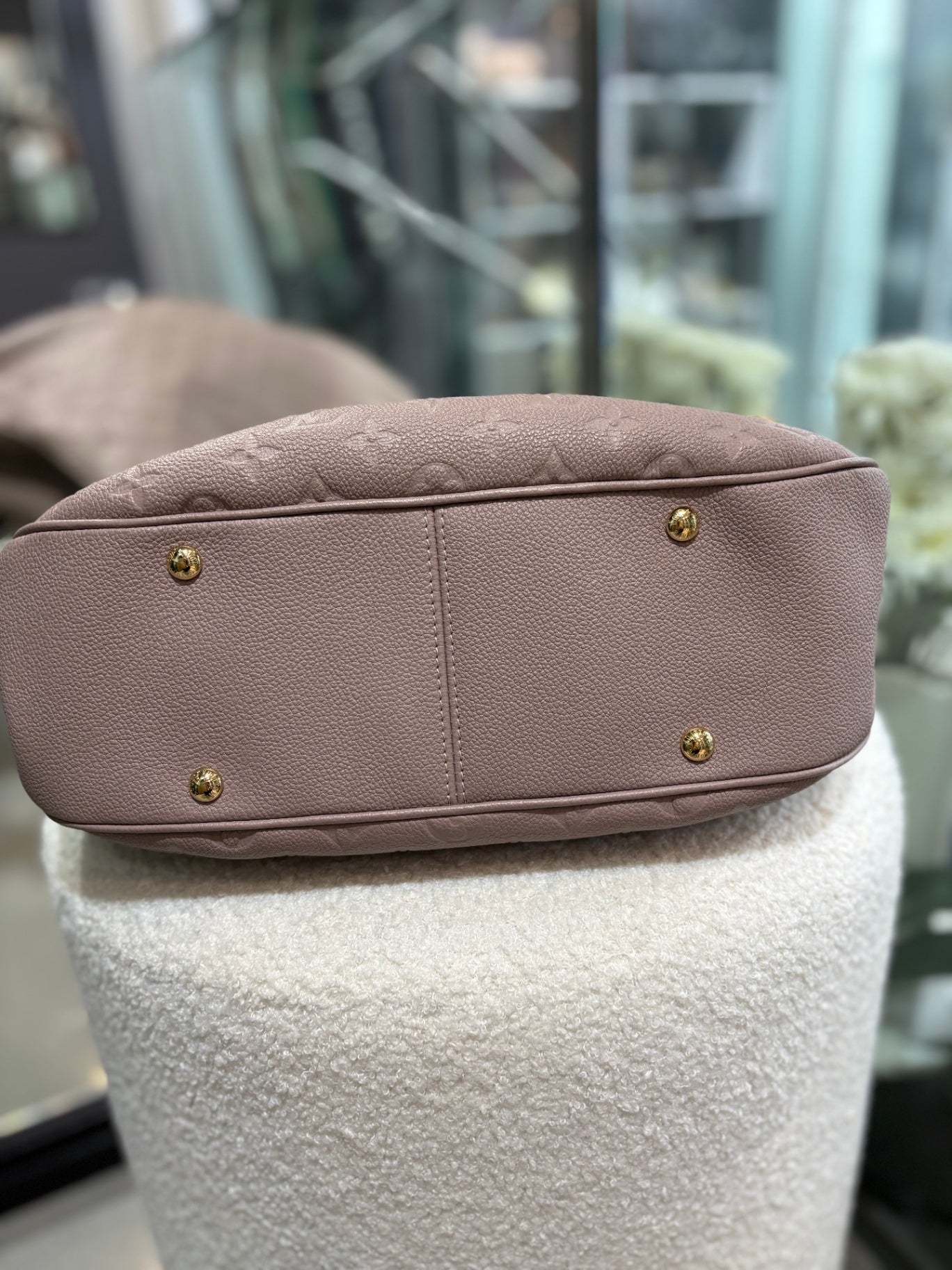 LOUIS VUITTON Spontini Leather Crossbody