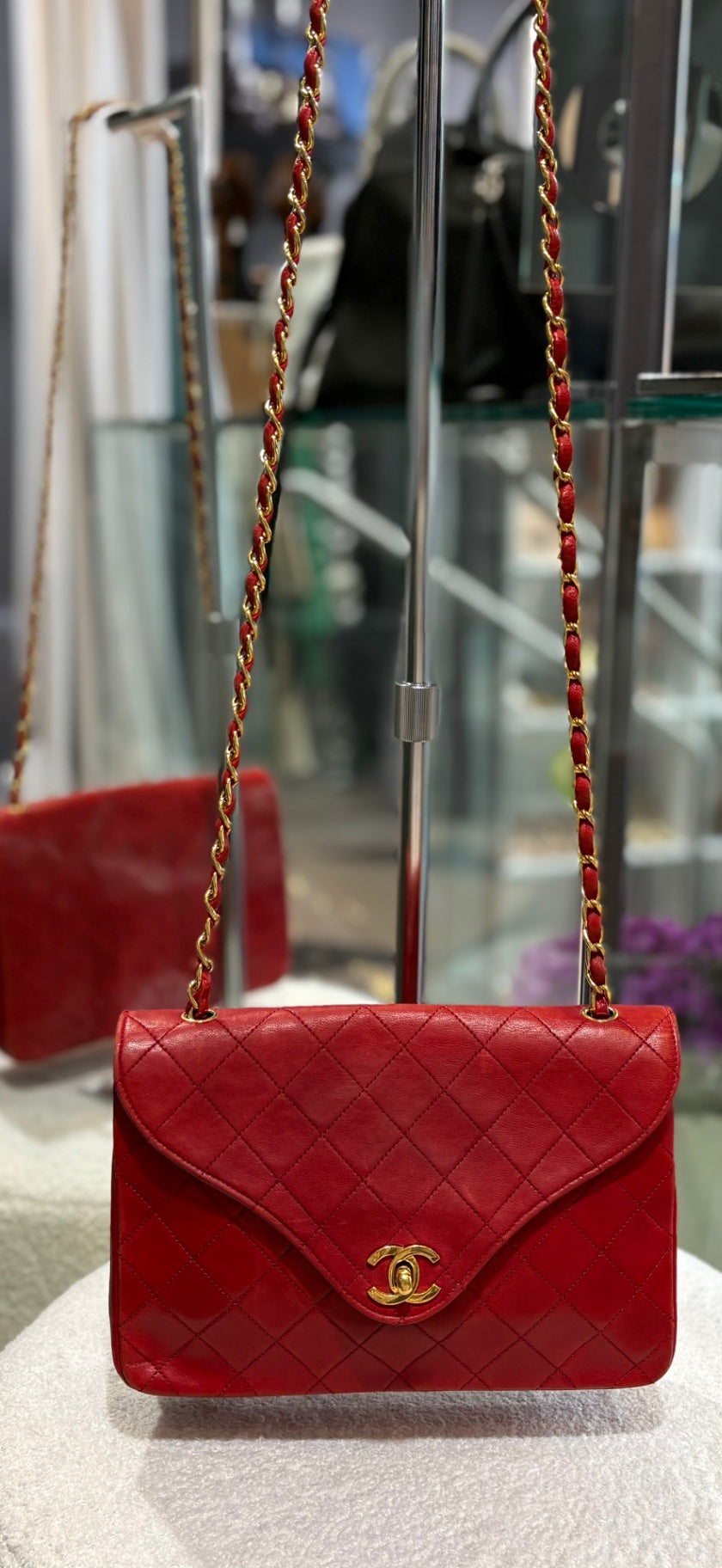 CHANEL Vintage Classic Flap - Red