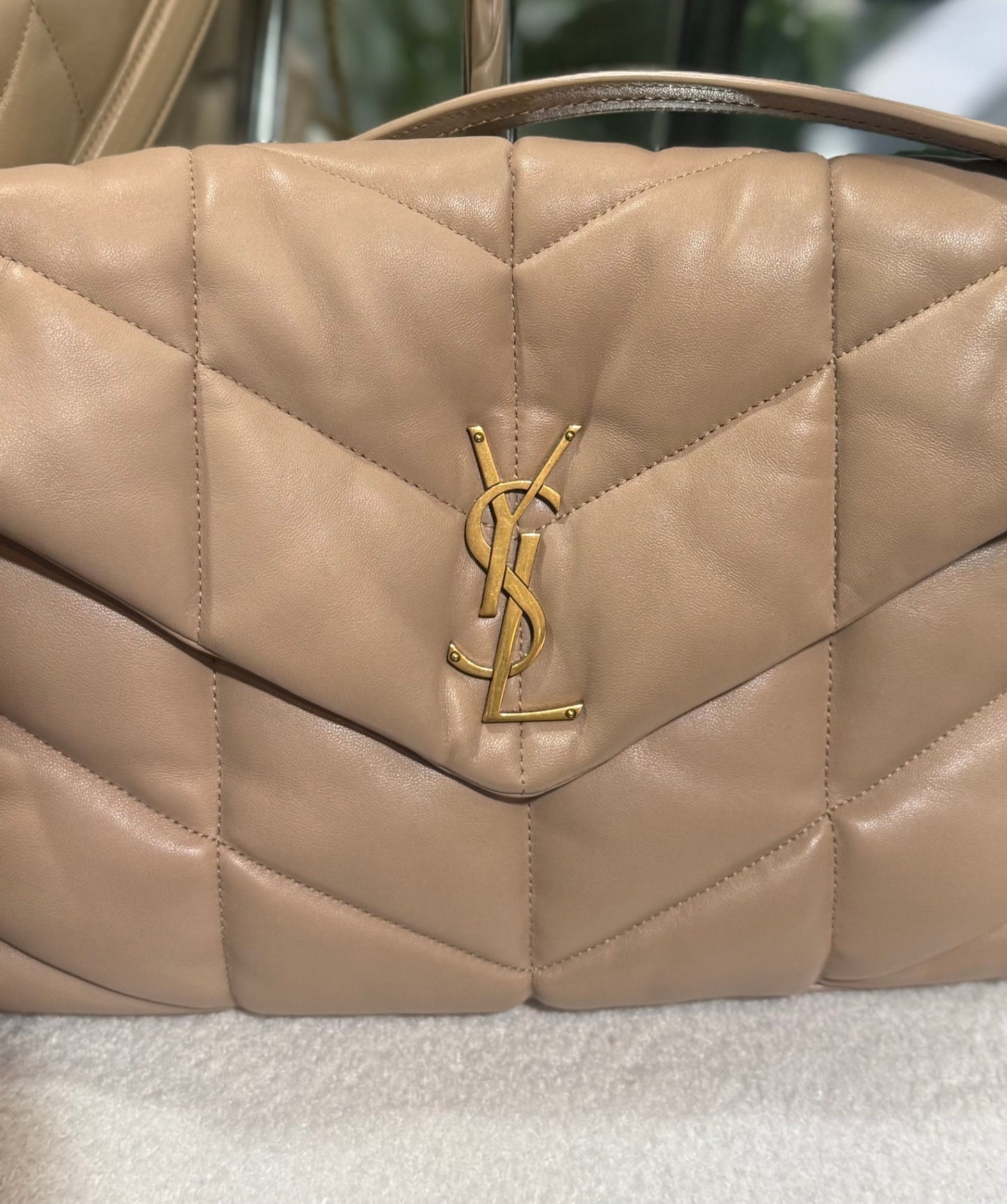 SAINT LAURENT Lou Lou Puffer Beige - Large