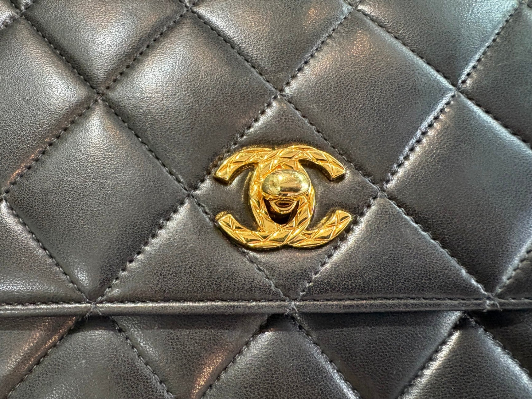 CHANEL Vintage Black Lambskin Mini Flap