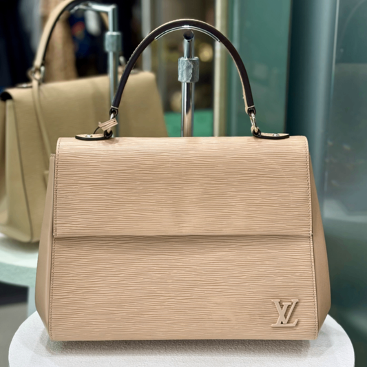 LOUIS VUITTON Epi Leather Cluny MM Bag