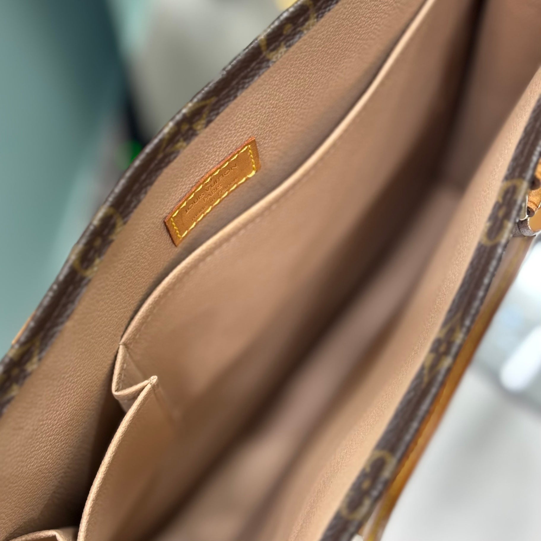 LOUIS VUITTON Monogram Canvas Sac Plat Tote