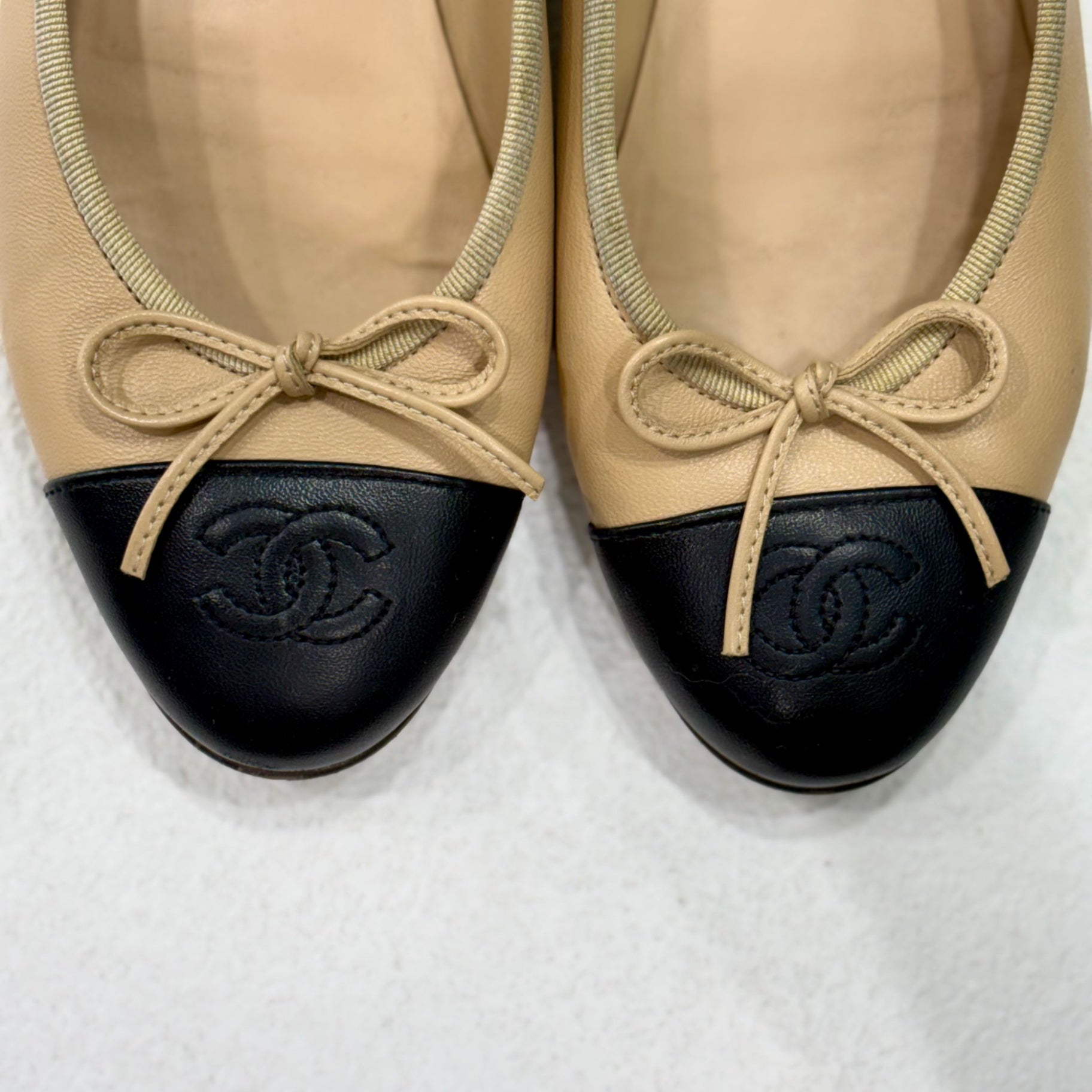 CHANEL Ballet Flats Size 37