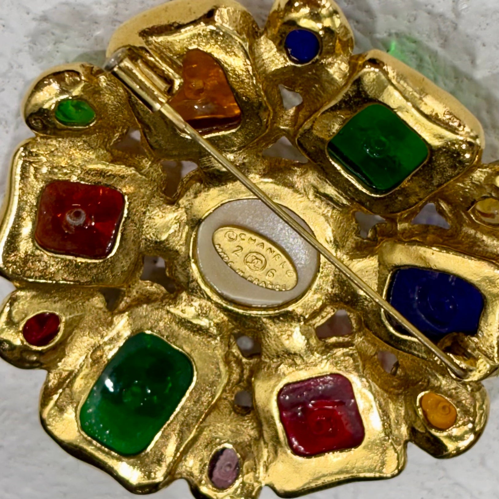 CHANEL 1980's Pearl/Stone Vintage Brooch