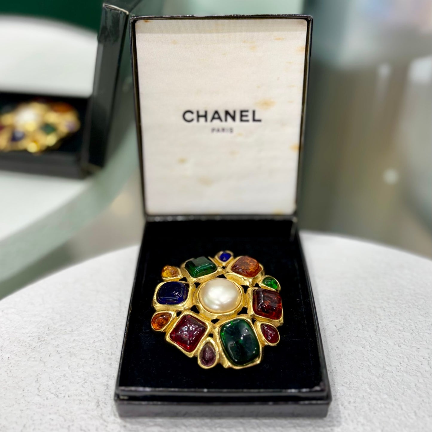 CHANEL 1980's Pearl/Stone Vintage Brooch