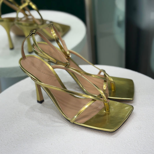 BOTTEGA Gold thong heels size 37.5