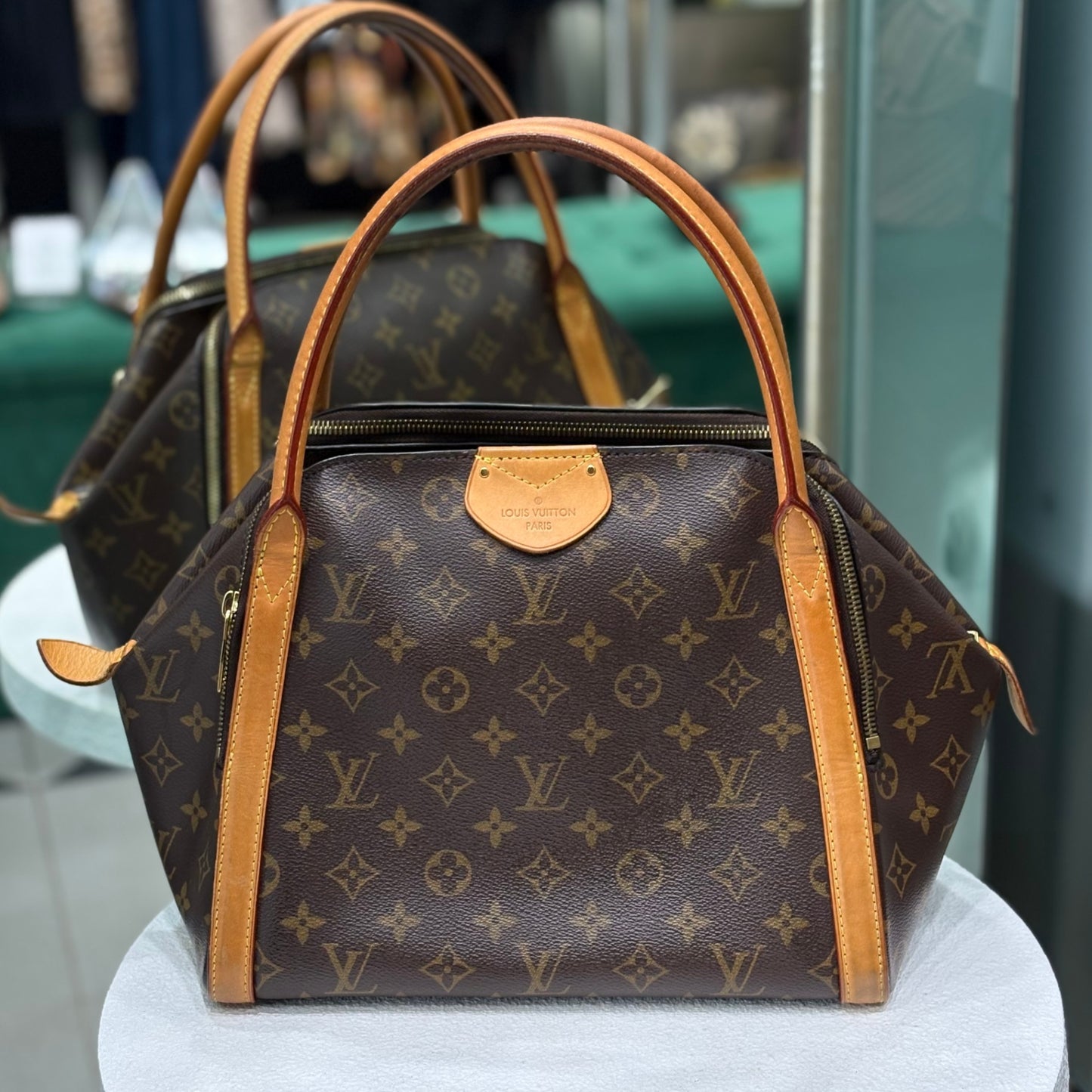 LOUIS VUITTON Marais Monogram MM Satchel Bag