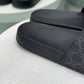 GUCCI Rubber Slides Size 7