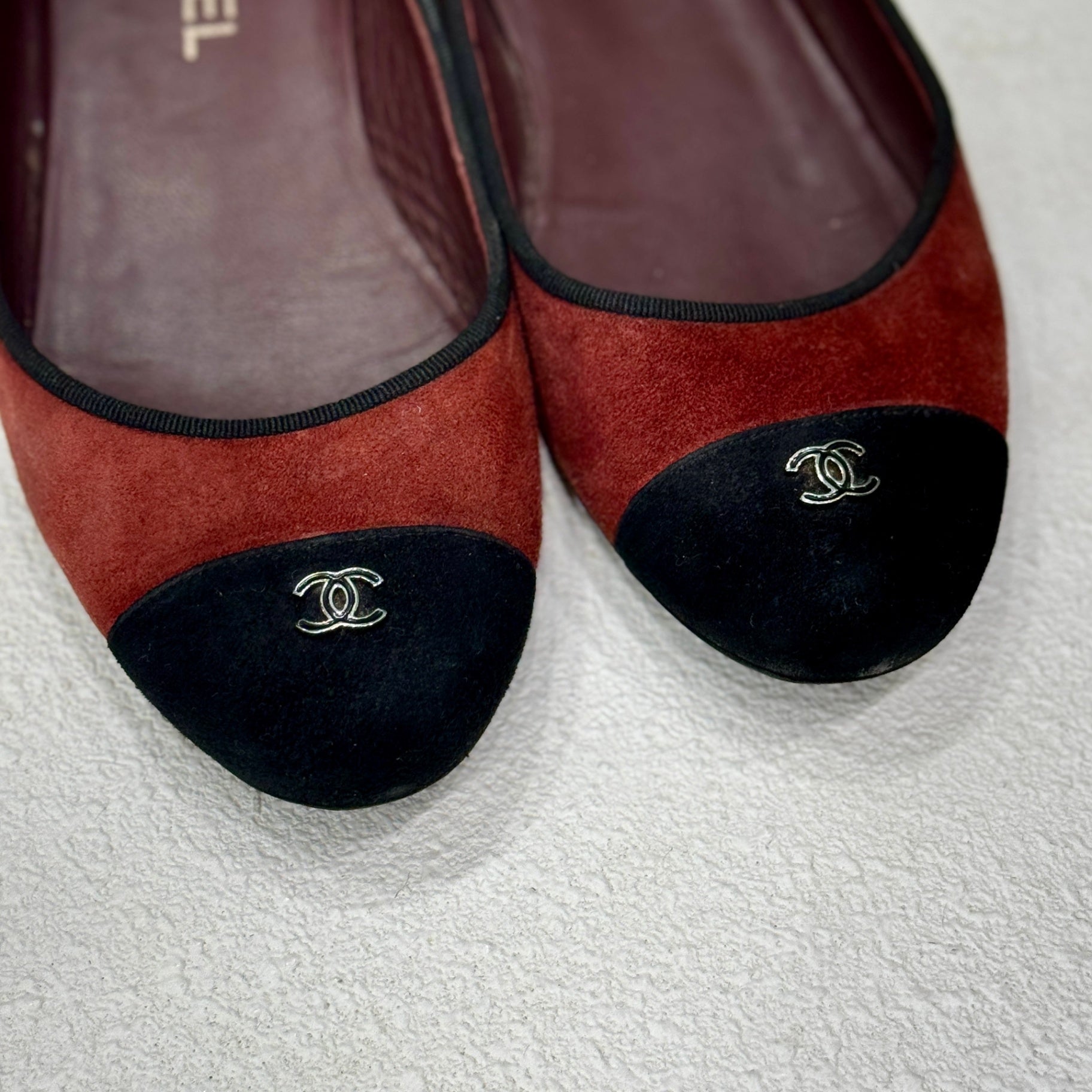 CHANEL Burgundy Suede Ballet Flats Size 39