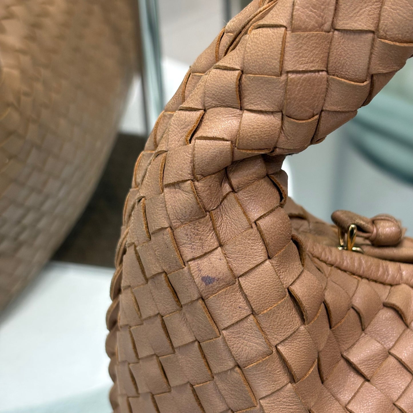 BOTTEGA VENETA Vintage Tan Intrecciato Hobo Bag