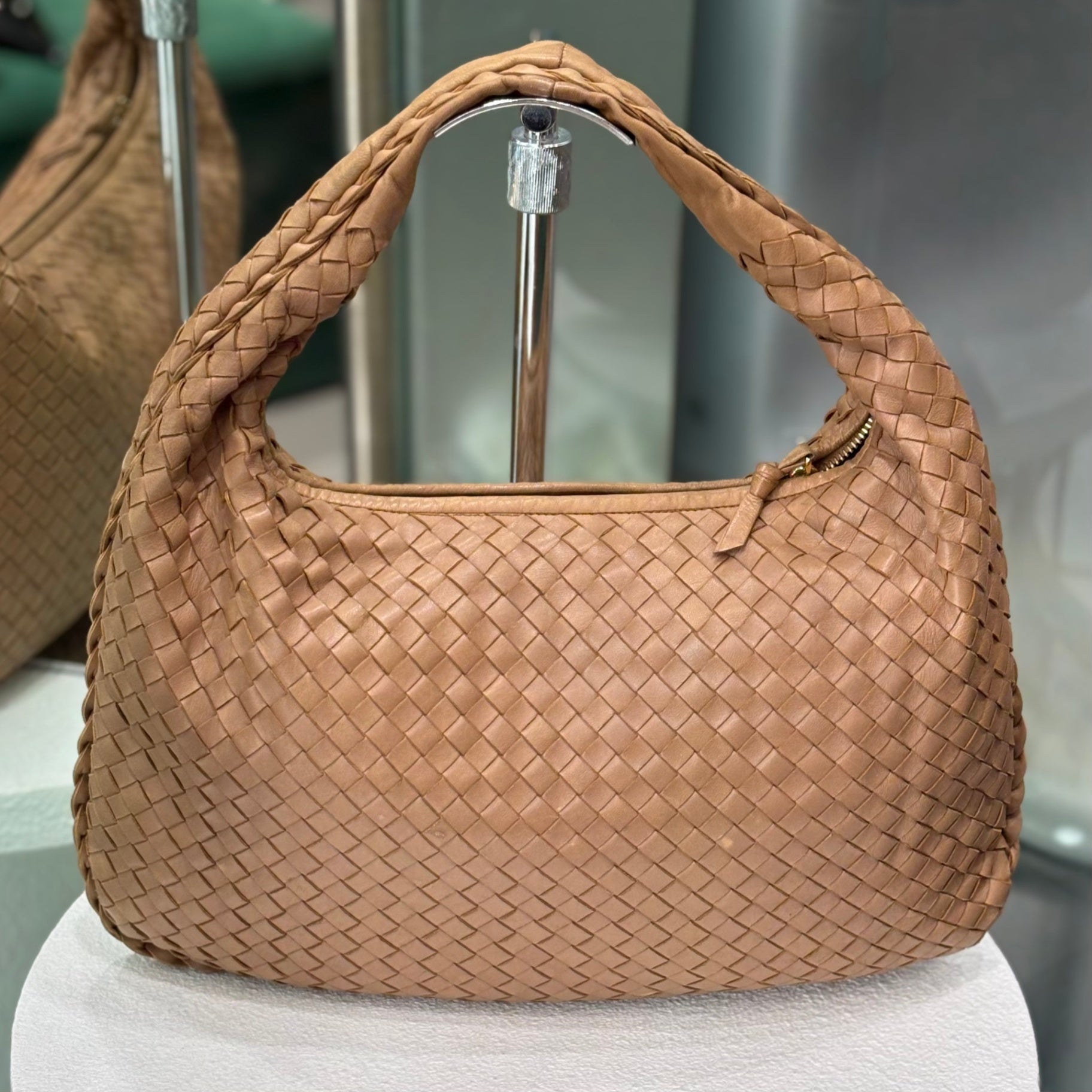 BOTTEGA VENETA Vintage Tan Intrecciato Hobo Bag