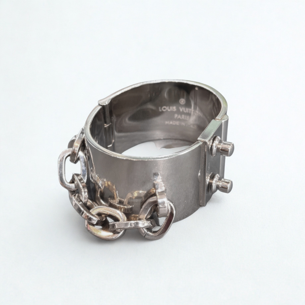 LOUIS VUITTON Silver Cuff with chain
