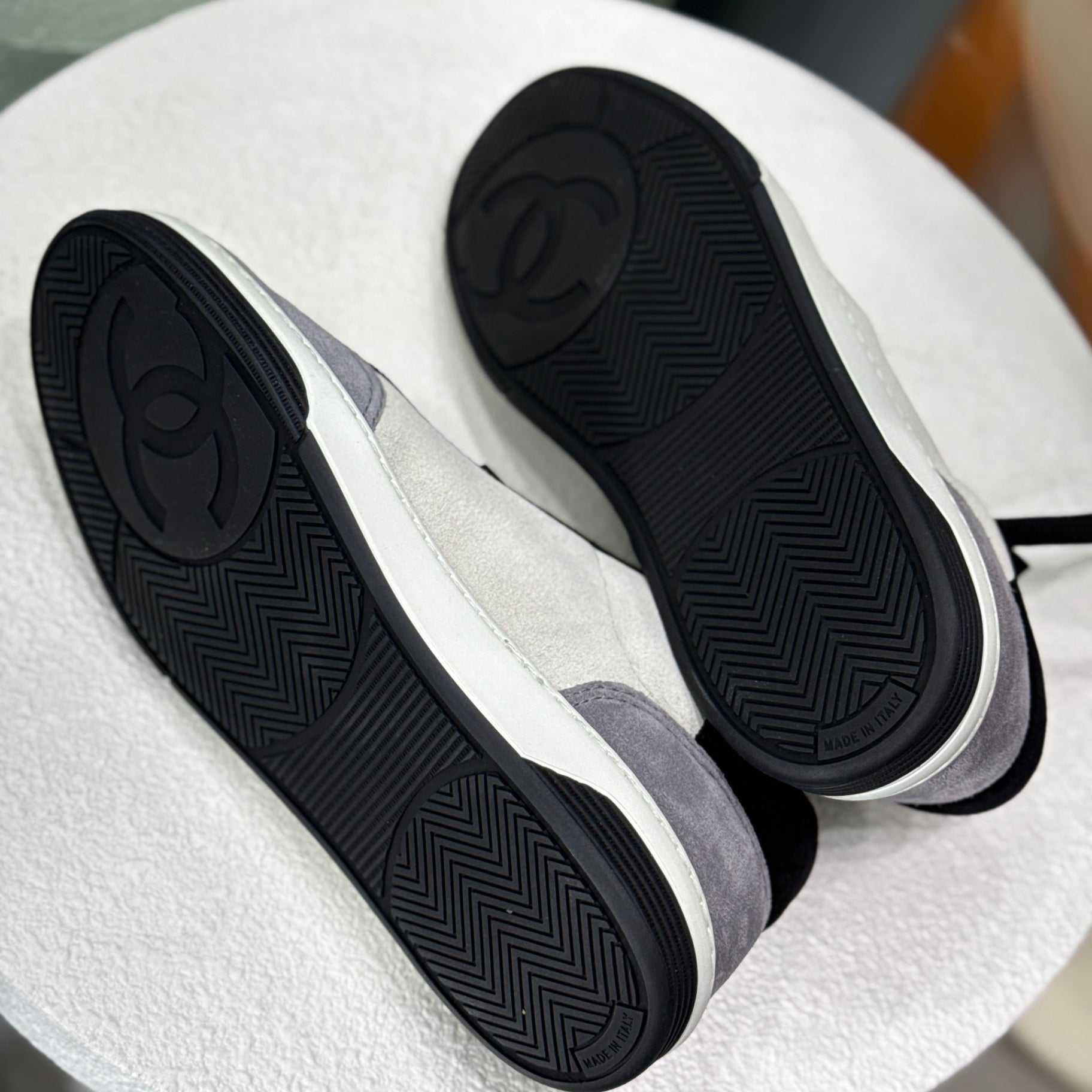 CHANEL Black and White Sneakers Sz 37 (DB)