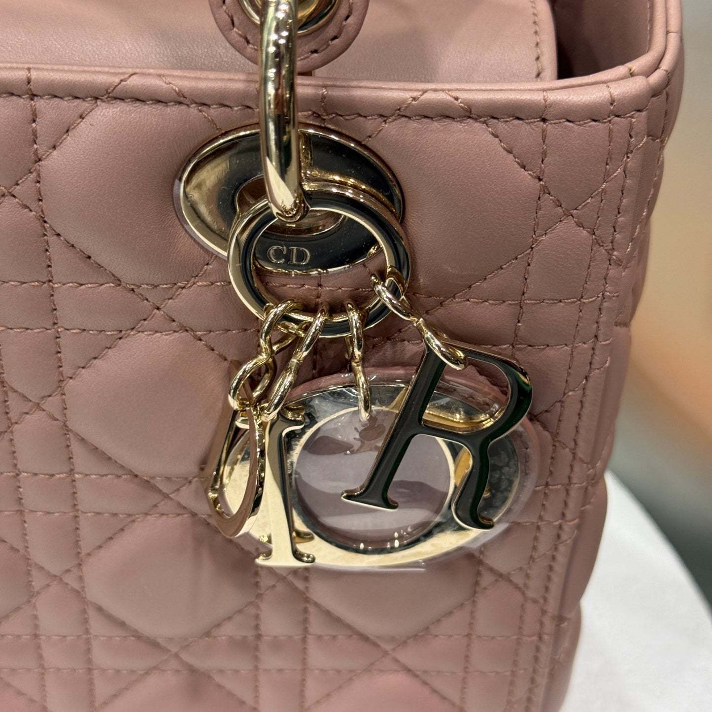 DIOR Lady Dior Bag Blush Cannage - Medium