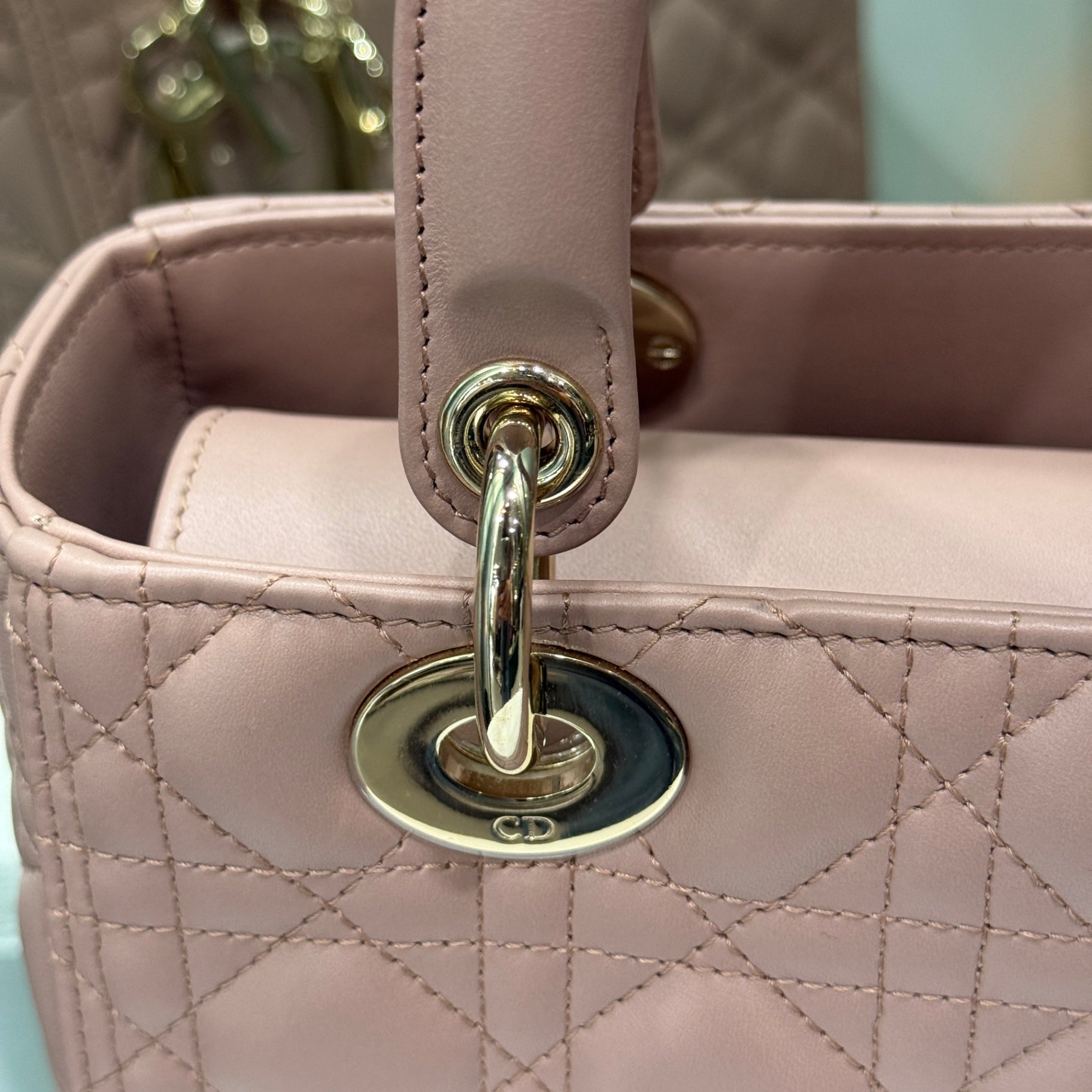 DIOR Lady Dior Bag Blush Cannage - Medium