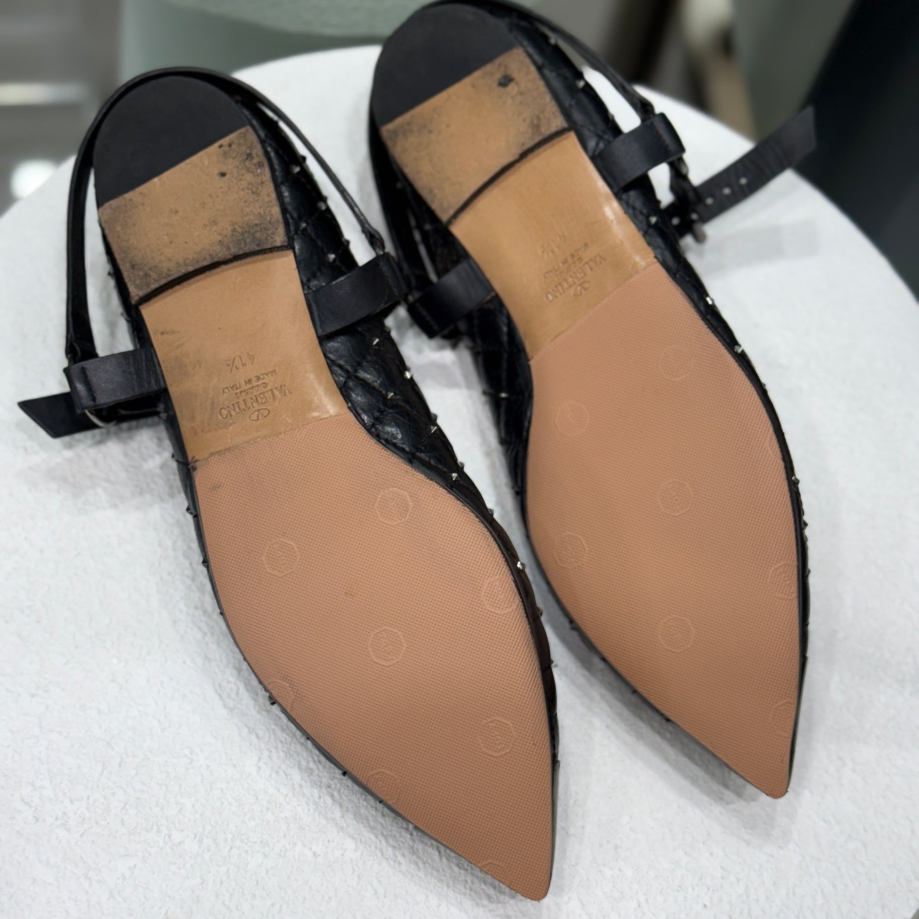 VALENTINO Rockstud Ballet Flats Sz 41.5