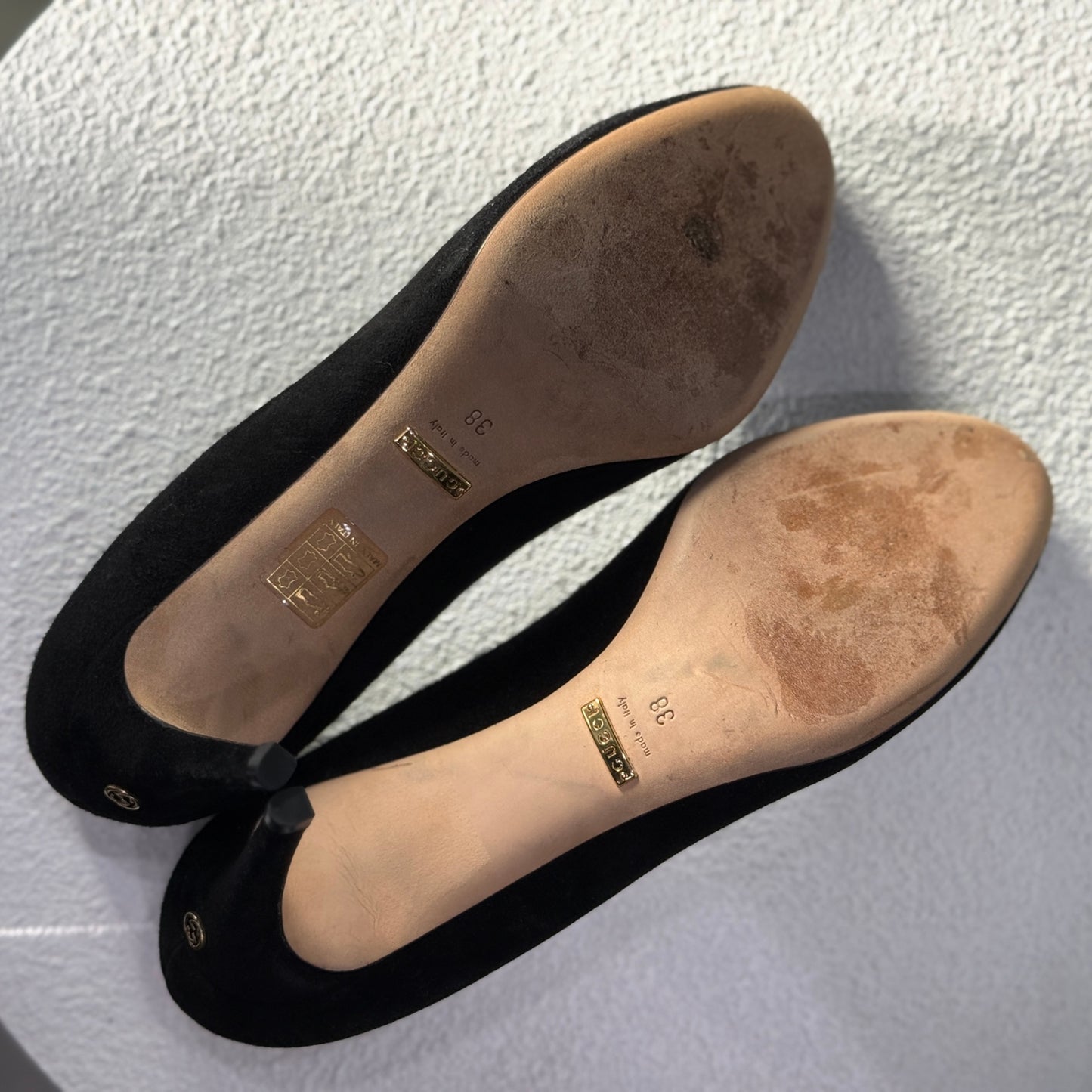 GUCCI Suede Pumps Sz 38