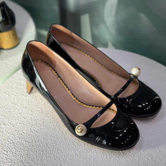 GUCCI Black Mary Janes Gold Heel Sz 37 (B)