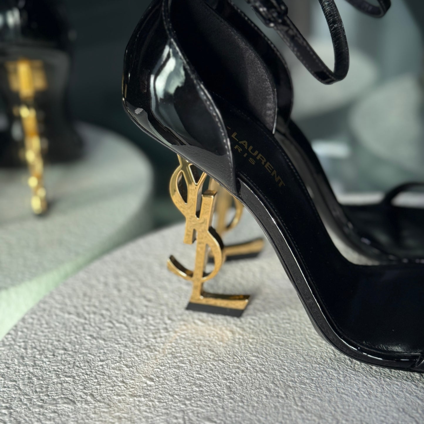 SAINT LAURENT Opyum Patent Leather Sandals Sz 38