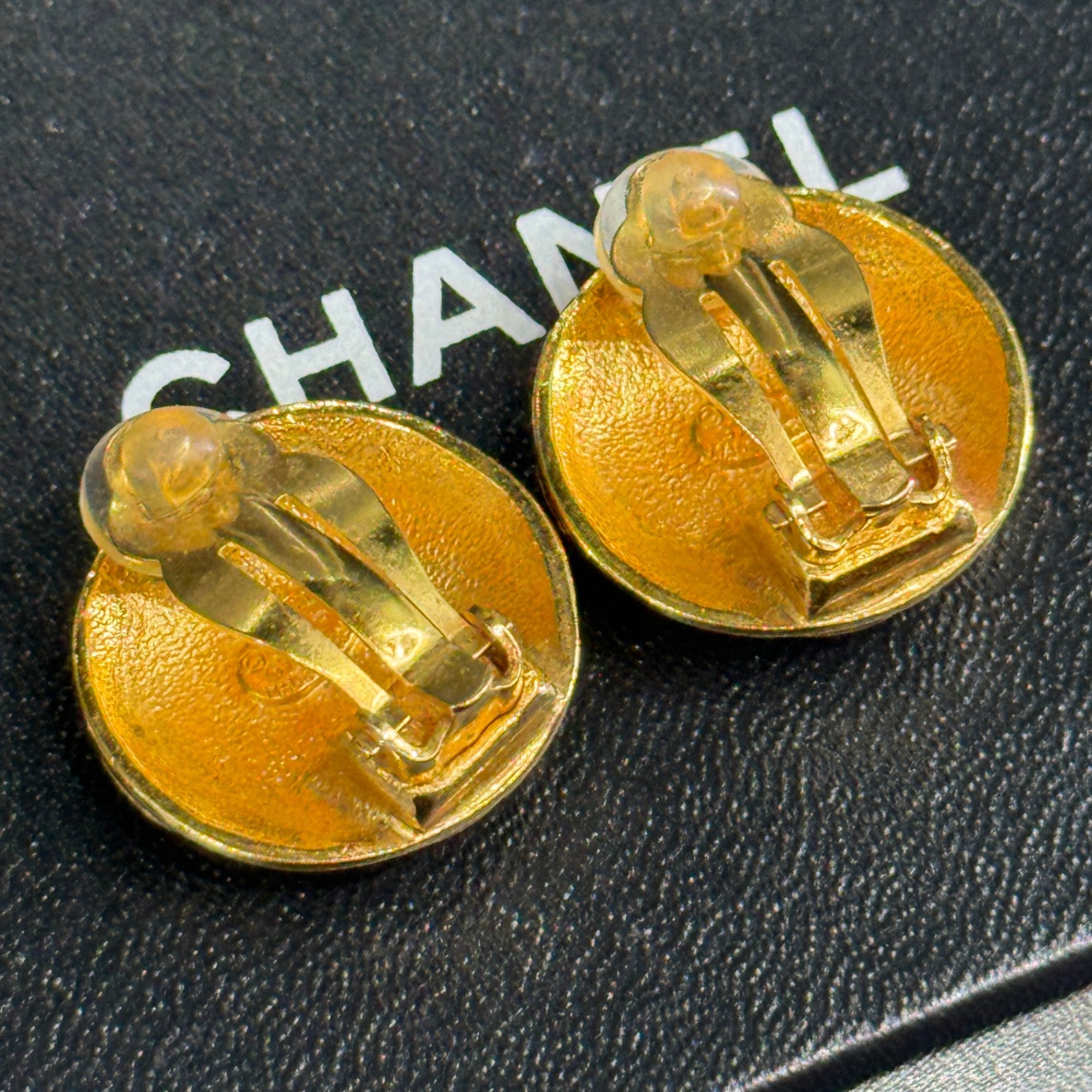CHANEL Vintage CC Quilted Gold Clip Earrings
