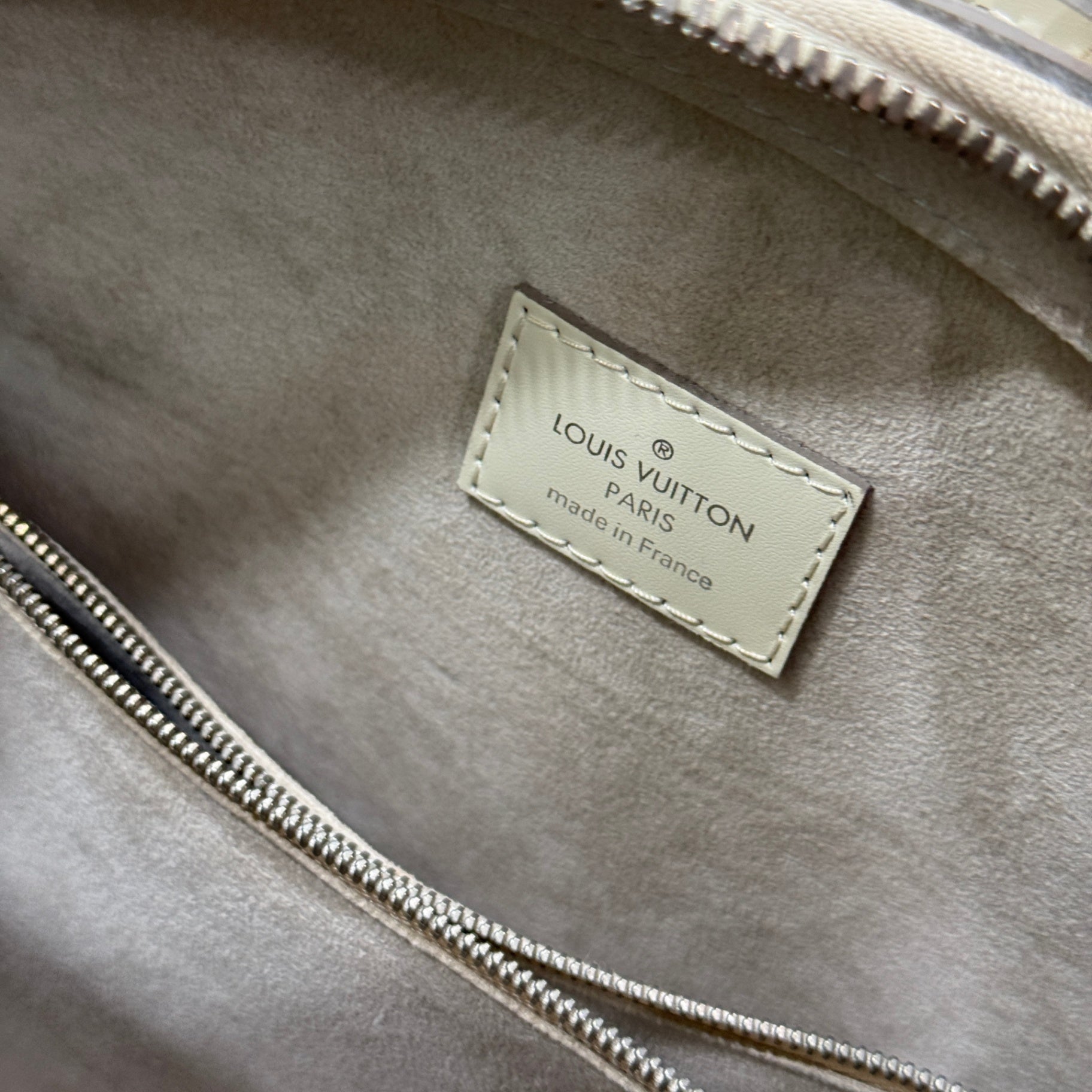 LOUIS VUITTON Epi Pont Neuf PM Bag Cream