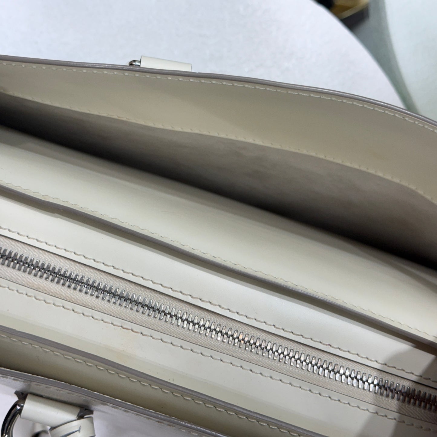 LOUIS VUITTON Epi Pont Neuf PM Bag Cream