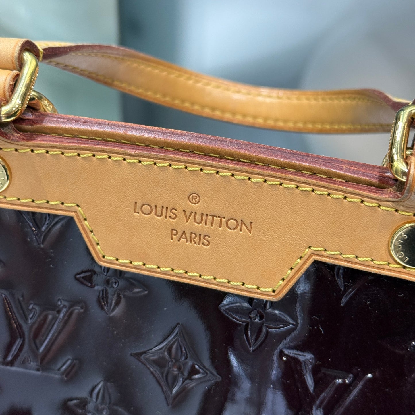 LOUIS VUITTON Brea Bag Burgundy