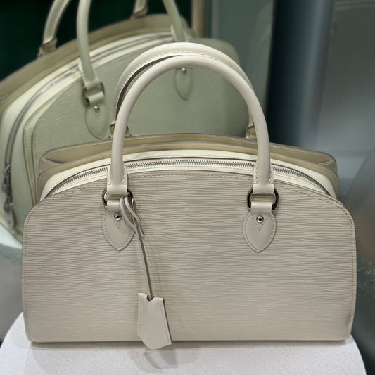 LOUIS VUITTON Epi Pont Neuf PM Bag Cream
