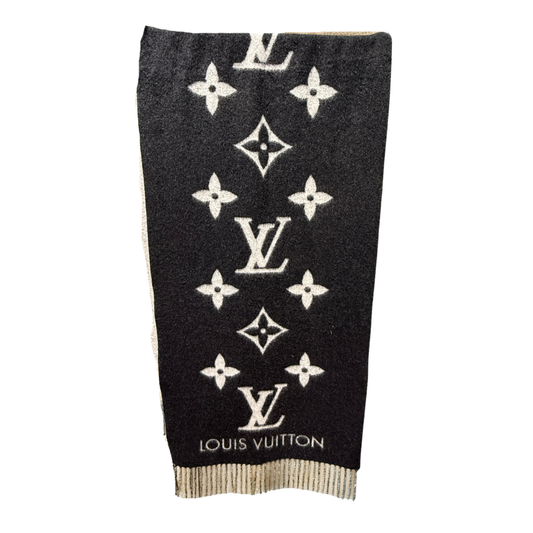 LOUIS VUITTON Monogram Scarf