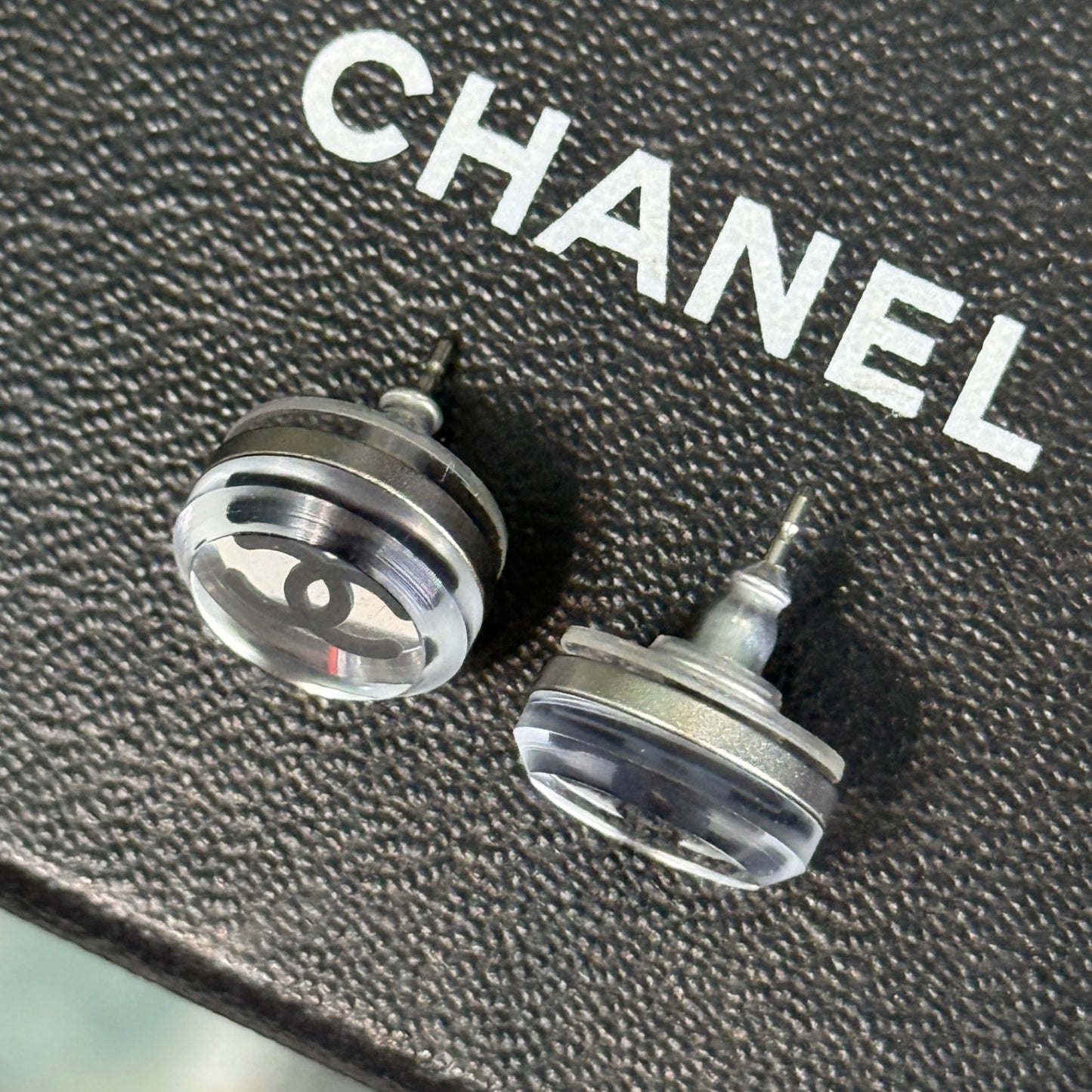 CHANEL 2007 Mirror CC Silver Stud Earrings
