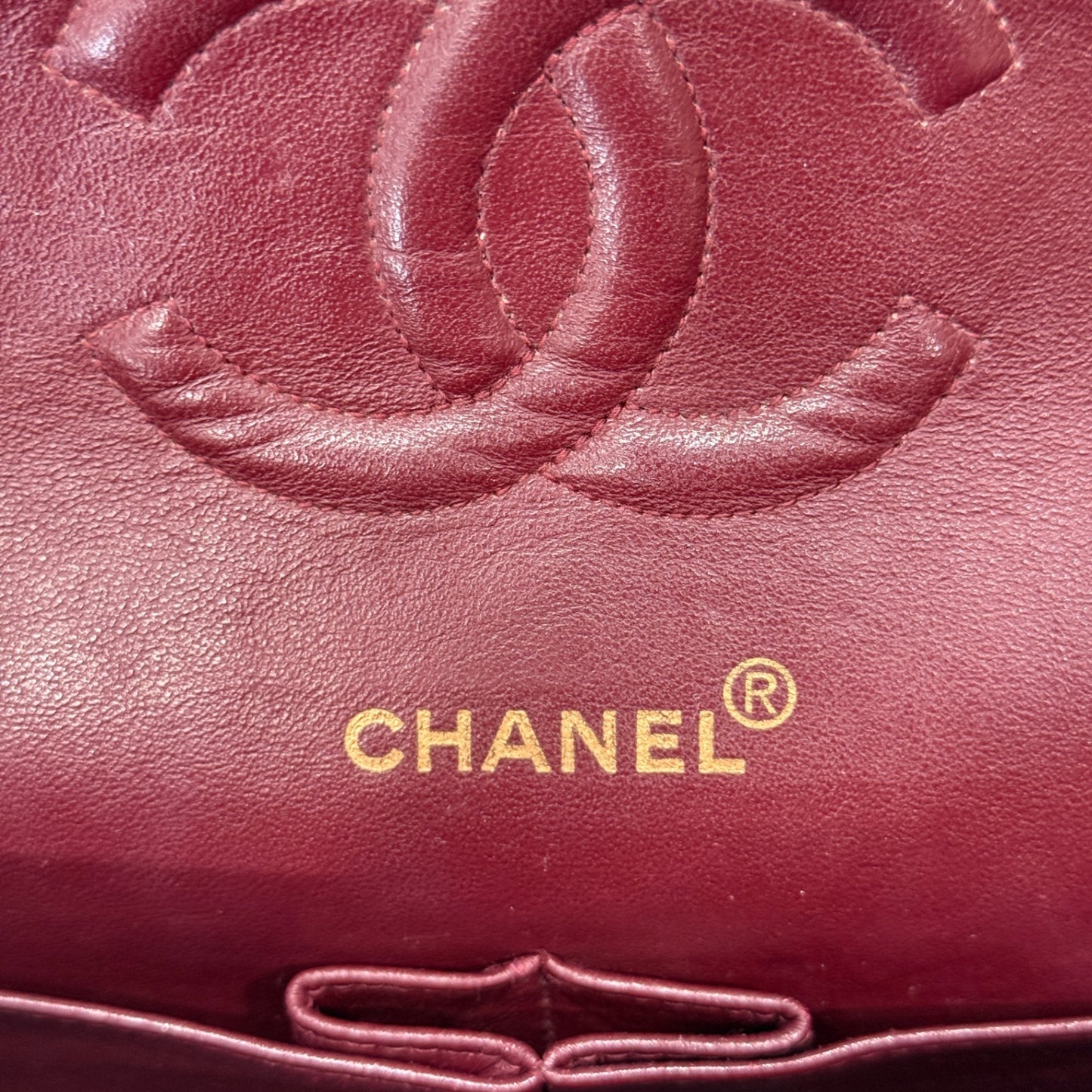CHANEL Vintage Classic Medium Flap