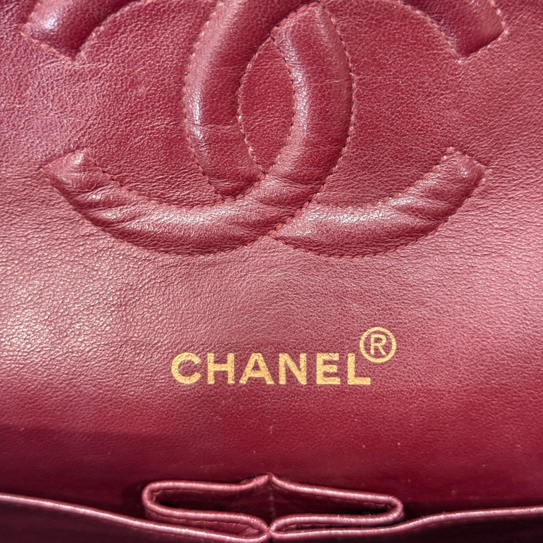 CHANEL Vintage Classic Medium Flap