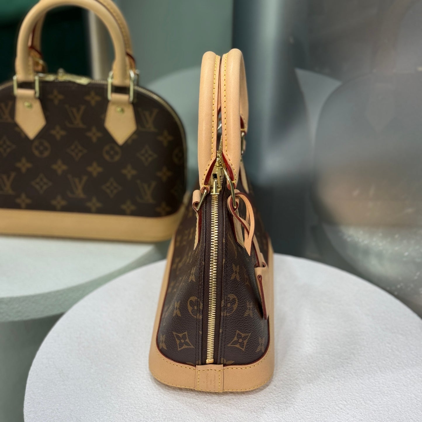 LOUIS VUITTON Alma BB