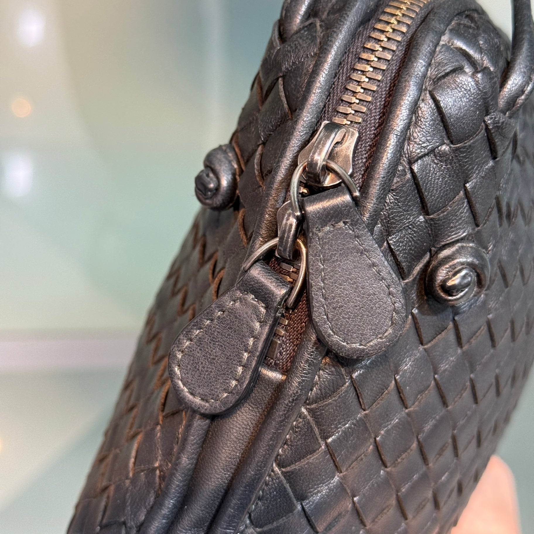 BOTTEGA VENETA Black Intrecciato Crossbody Bag