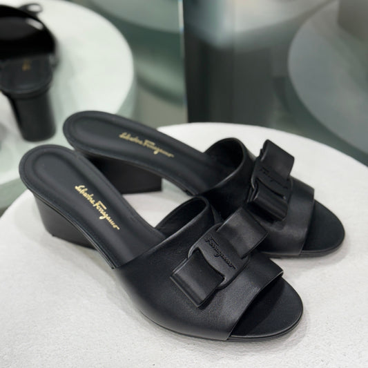 FERRAGAMO Black Bow Wedge Sandals Sz 41.5