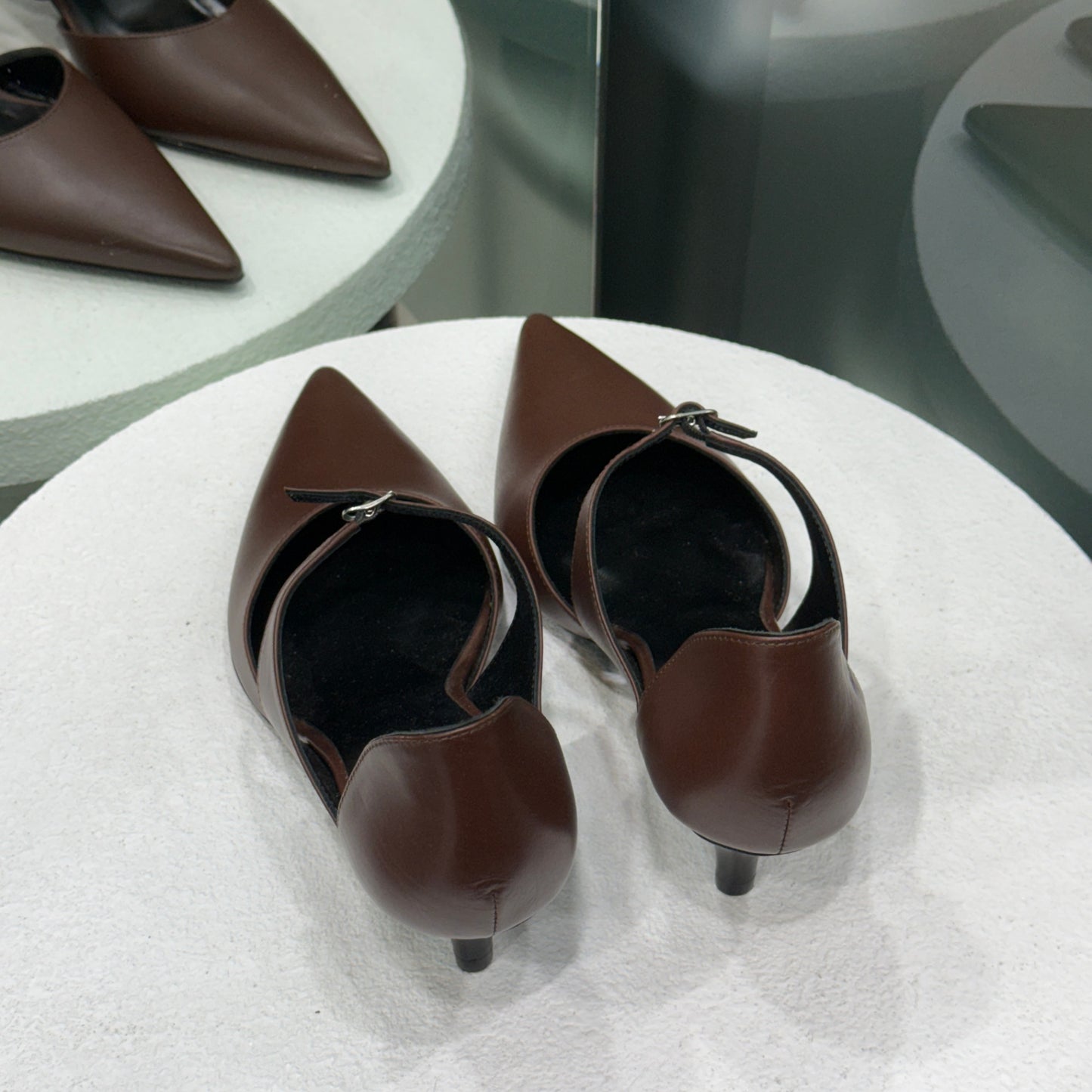 JUDE Brown Kitten Heel Sz 37